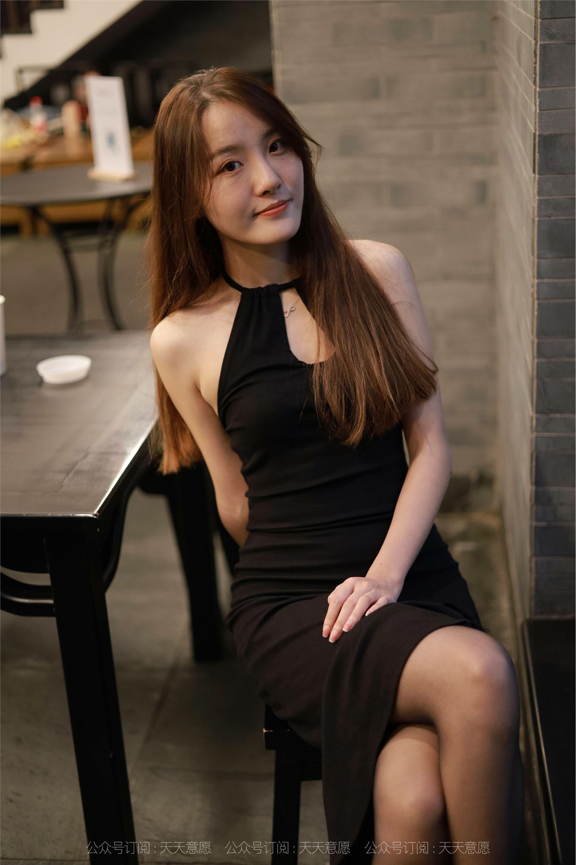 IESS different ideas to 2021.09.29 Silk enjoy home 933: Wan Ping black Dress